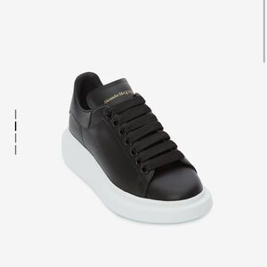 Alexander Mcqueen black leather sneakers